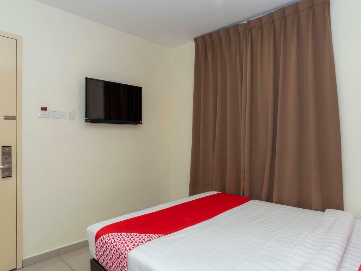 Mk Paradise Hotel 2*